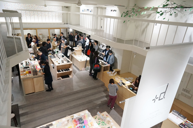 東京・台東区の蔵前に今年オープンしたアッシュコンセプトのギャラリー兼ショップ「KONCENT」でのレセプション風景