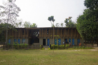 再建後のMETI Handmade School、以前と同じデザイン