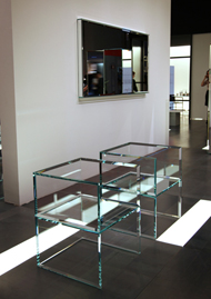 GLAS ITALIA / PRISM glass chair & PRISM mirror table ー 光の屈折によって表情を生み出す ー (2)