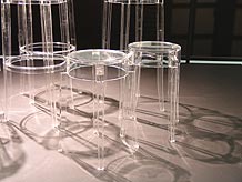 Kartell　トランスペアレンシーはお馴染みフィリップ・スタルク
