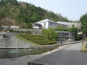 京都精華大学 学校風景
