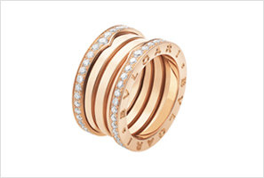 B.zero1 pink gold 4-band ring with pave diamonds on the edges