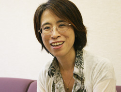 坂上浩子氏