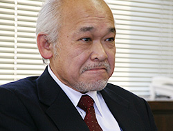 太田浩雄氏