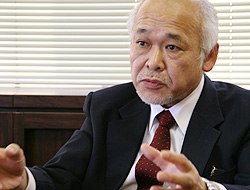 太田浩雄氏