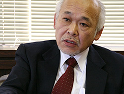 太田浩雄氏