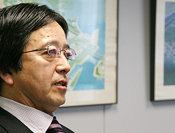 山下昌彦氏
