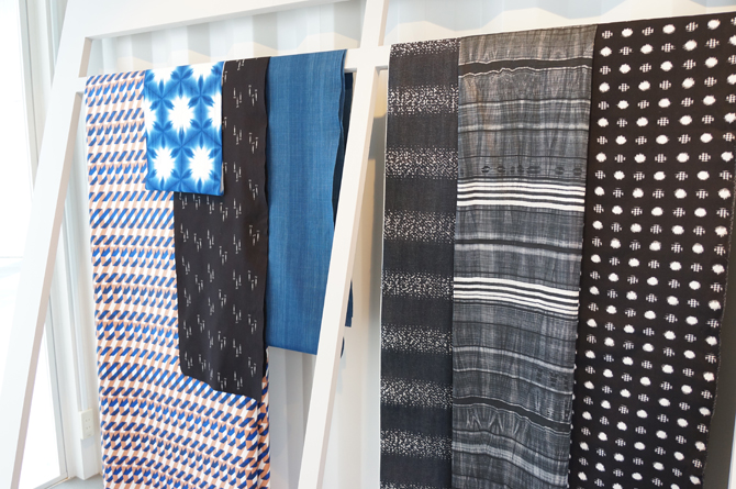 ファブリック部門はFound Mujiの「日本の布」。織りや染めの違いで、個性豊かな一枚一枚がそれぞれの地域の歴史、文化、生活を物語る