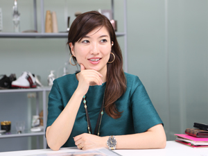 清藤美里　きよふじ みさと　パナソニック株式会社　アプライアンス社　ビューティ・リビング事業部　商品企画グループ　スタイラ・アイロン商品企画チーム　チームリーダー