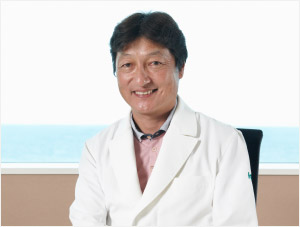 亀田総合病院 亀田信介院長。1956年、千葉県生まれ。1991年、現職就任。革新的な病院経営が日本中から注目を集めている