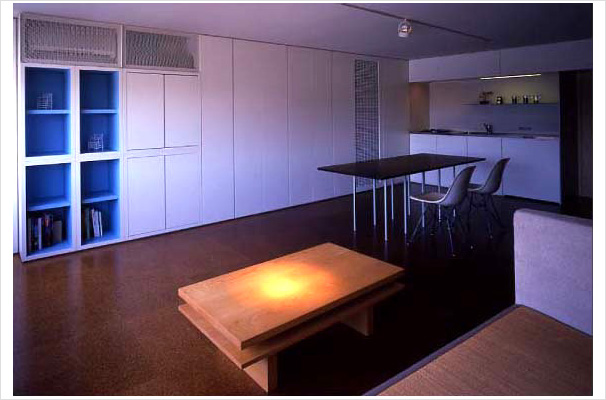 Y-HOUSE