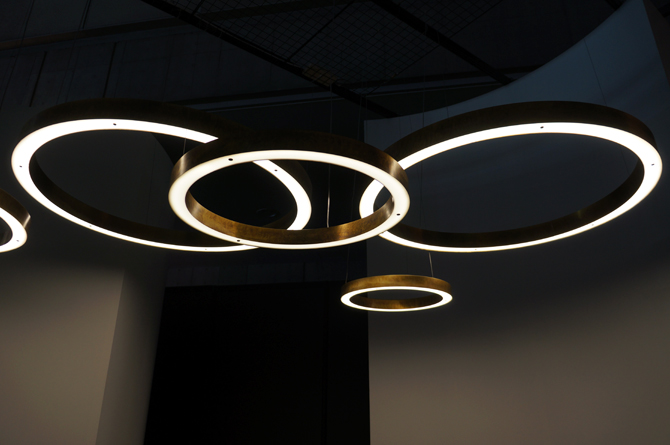 LIGHT RING HORIZONTAL / HENGE SRL (ITALY)