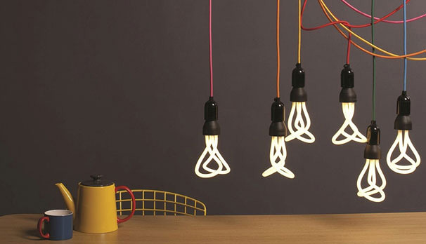 PLUMEN 001 LOW ENERGY LIGHT BULB