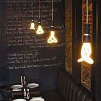 PLUMEN 001 LOW ENERGY LIGHT BULB