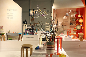小さな家の形のブースが並ぶTREND ZONEの展示