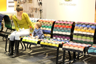 「Green Furniture Sweden」は、パブリックスペースのオルタナティブを提案