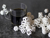 3D Systemsの「ChefJet 3D printer」で作られた角砂糖 photo: 3D Systems