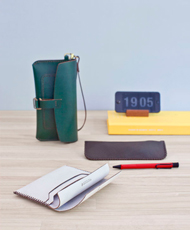 革小物工房「greenroom」の革アイテム