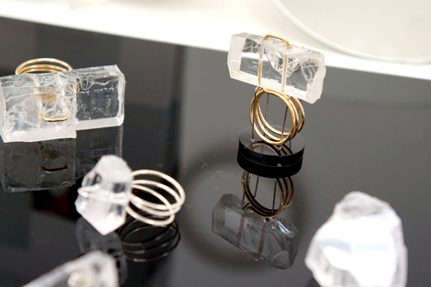 新しい表現に満ちたジュエリーの展示販売会「New Jewelry 2014」