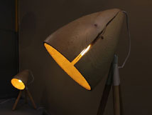 Johan Lindsten「Crack lamp」（スゥエーデン）。使っているうちに自然に入るヒビをデザインに取り入れた。サテリテアワードの次点に選ばれた
