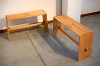 Hands on DesignよりJ+I、安積朋子とNicola TessariのBookmatched Bench