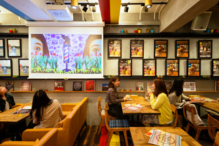 TOWER RECORDS CAFE 表参道店 (6)