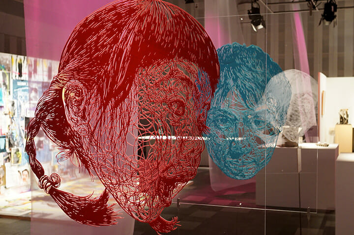 SHOWCASE“stands”にて、福井利佐さんの「LIFE-SIZED」