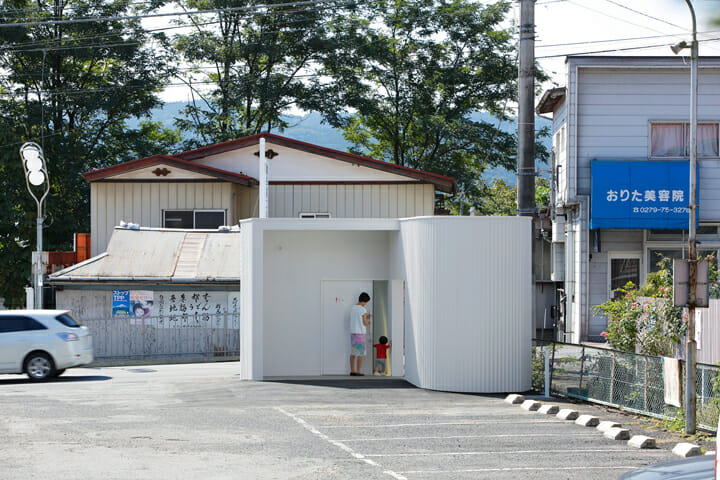 伊勢町公衆トイレ (2)