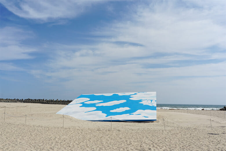 送料込み！GERARD'T HART 現代アート「青い風景」(^^) 真田将太朗 「Process Landscape」 （銀座 蔦屋書店） ｜Tokyo Art Beat