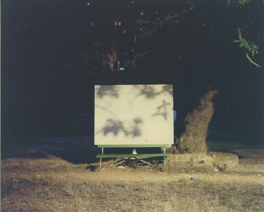 Luigi Ghirri “Sassuolo” (Serie: Diaframma 11, 1/125 luce naturale), 1975 C-print Image size: 15.5 x 19.2 cm © Eredi di Luigi Ghirri