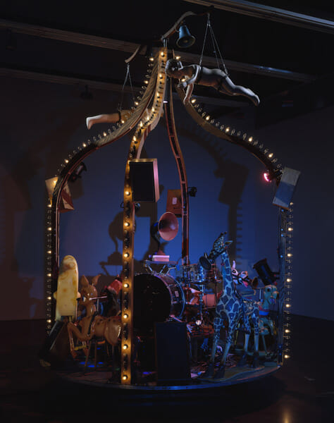 《The Carnie》2010 Photo: Larry Lamay Courtesy of the artists, Gallery Koyanagi, Tokyo and Luhring Augustine, New York