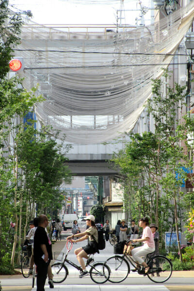 福山市アーケード改修プロジェクト「とおり町Street Garden」 (2)