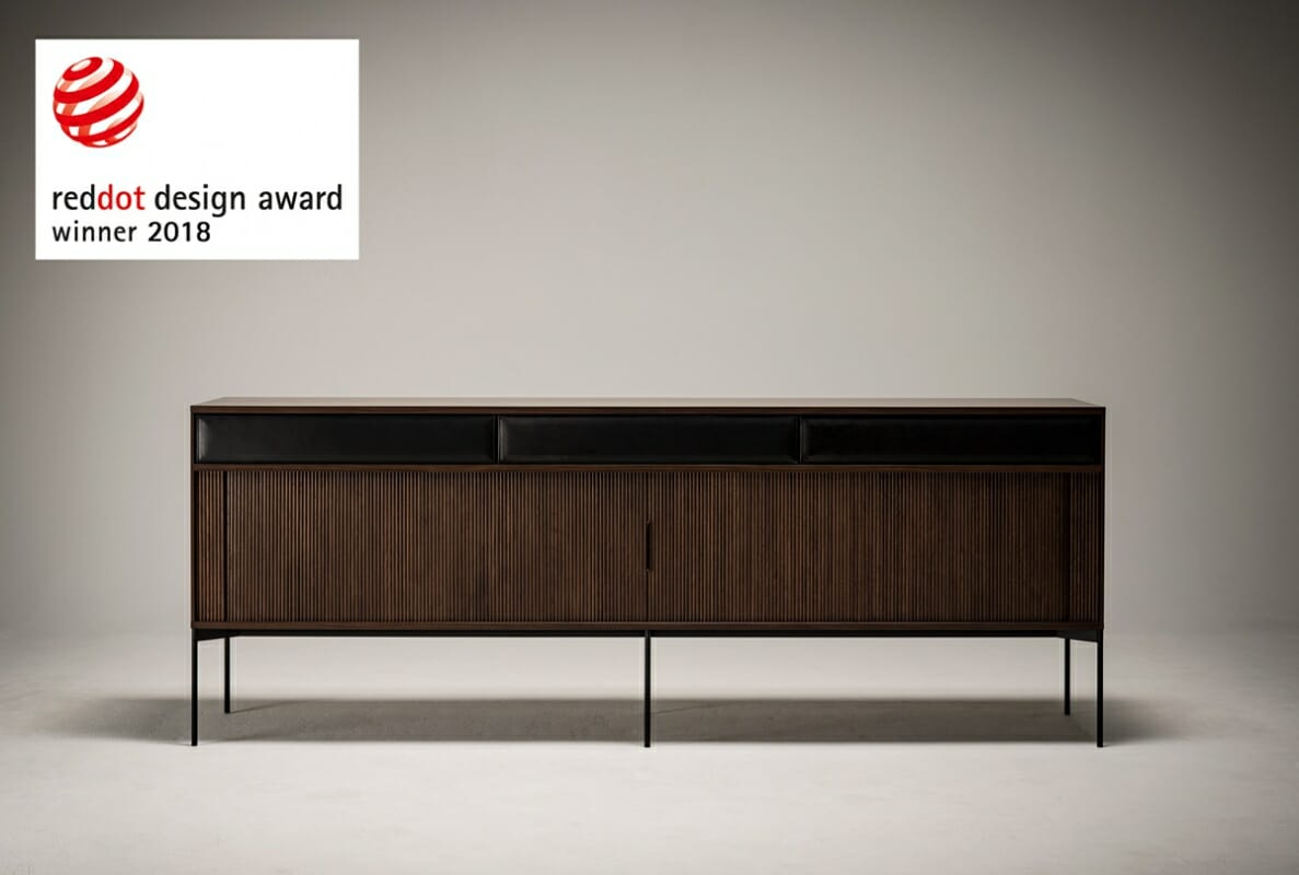 世界的なデザイン賞「レッド・ドット・デザイン賞」を受賞した、Ritzwellの新しいサイドボード「JABARA」が6月15日発売