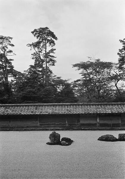 岡本太郎撮影 《龍安寺 石庭》京都 1954年12 月20 日