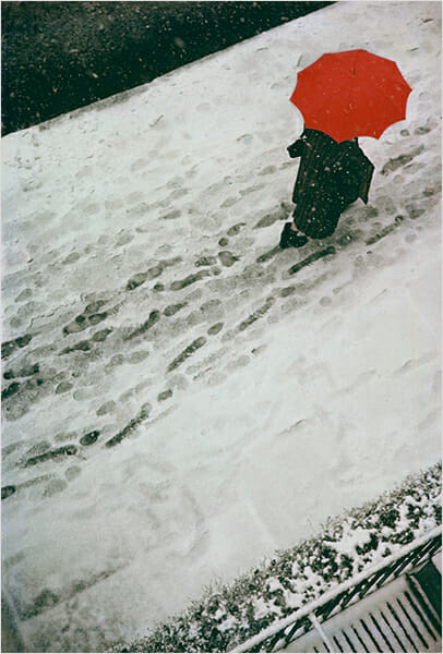 《足跡》 1950年頃 ソール・ライター財団蔵　©Saul Leiter Foundation