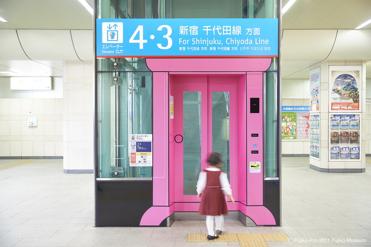 小田急線 登戸駅 ドラえもんサイン計画 (5)