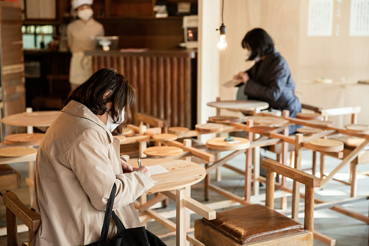 石の菓子店 (3)