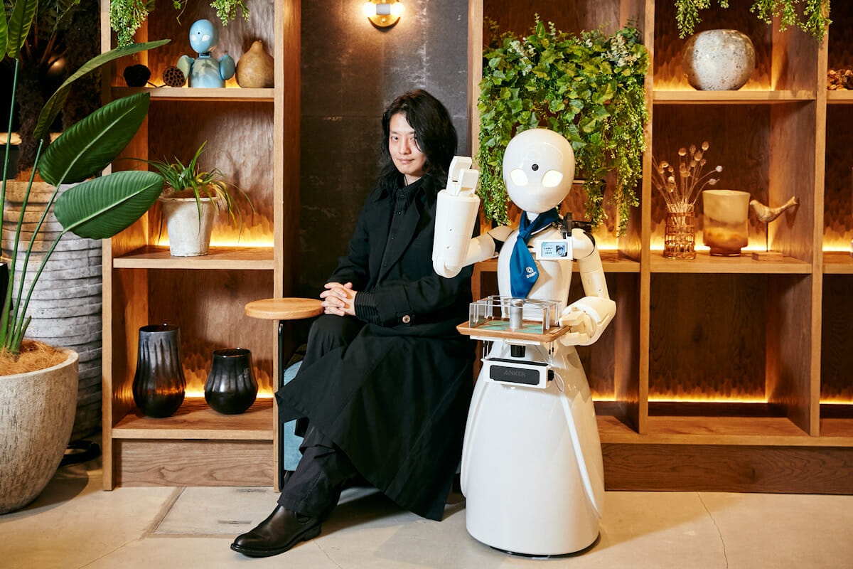 外出困難な方の社会参加を実現する、「分身ロボットカフェ」が生み出す新しい将来の働き方（1）