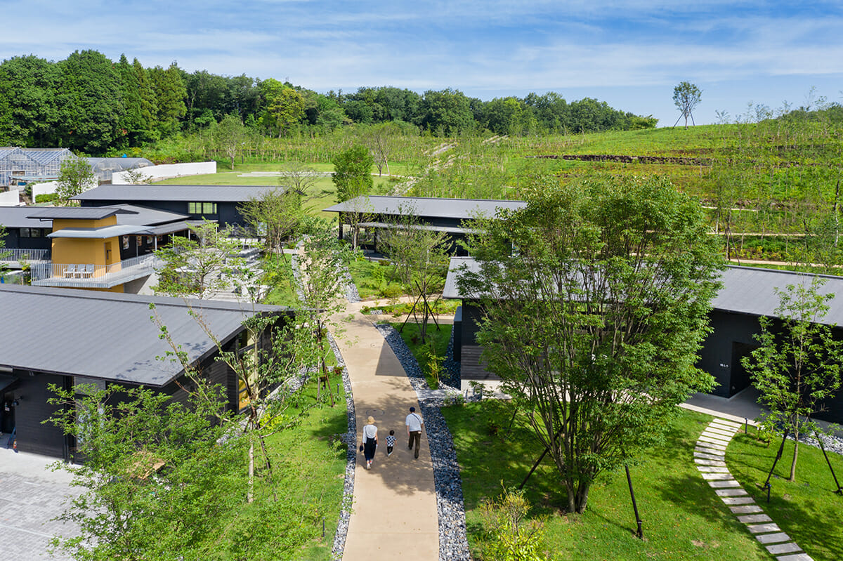 町田薬師池公園四季彩の杜西園ウェルカムゲート