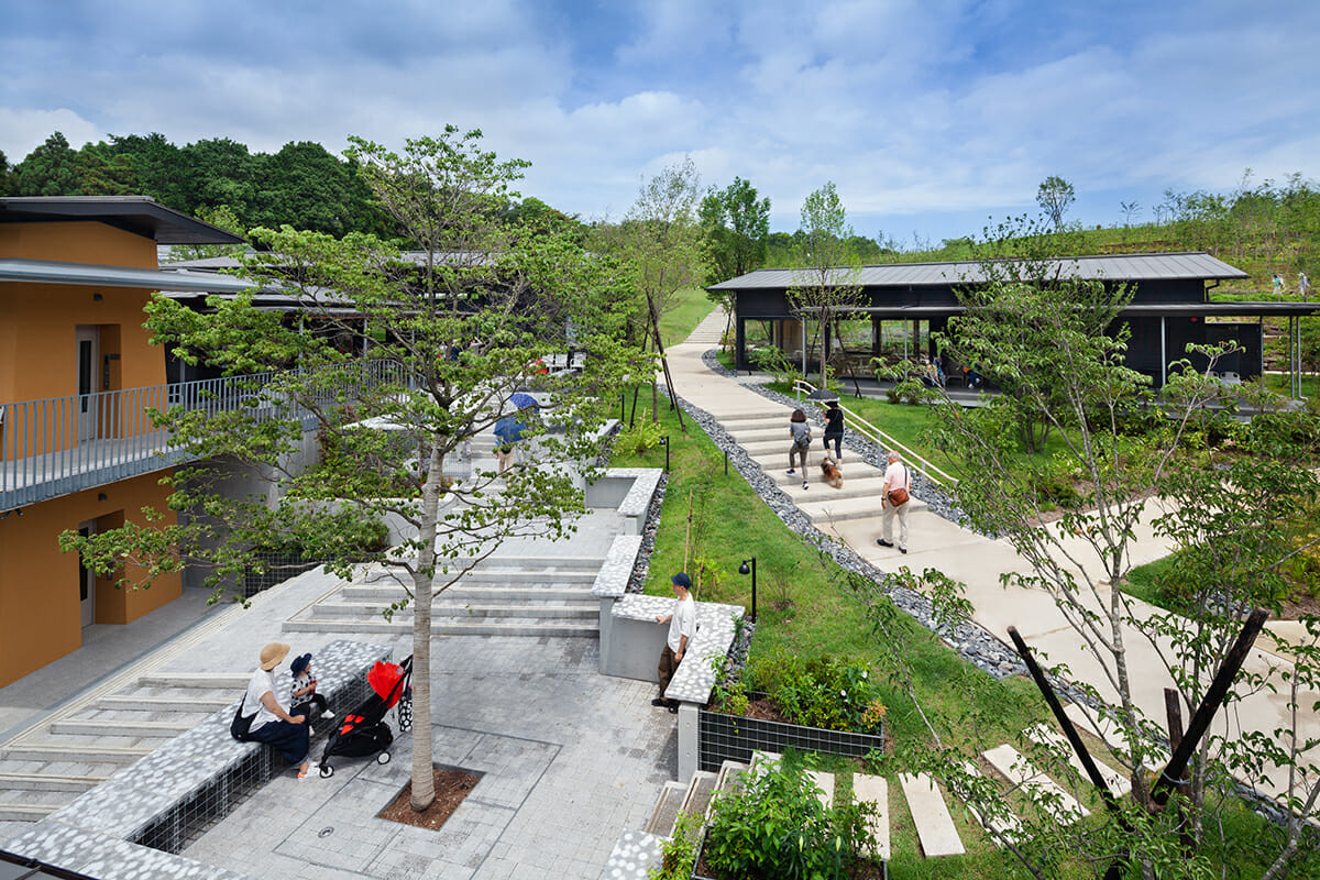 町田薬師池公園四季彩の杜西園ウェルカムゲート (4)