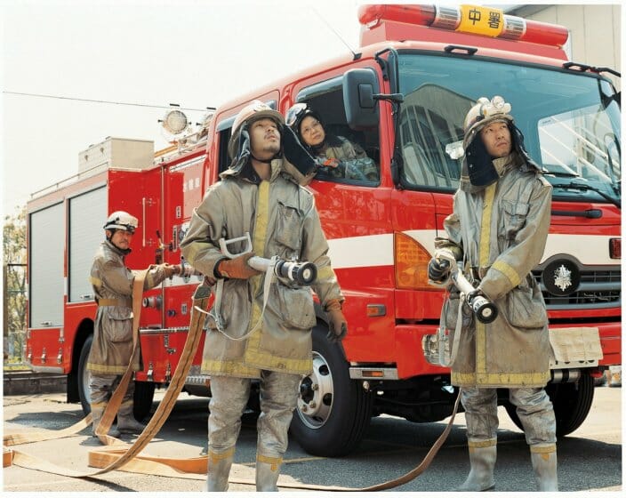 《浅田家／消防士》（2006）