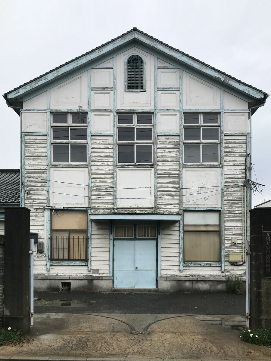 「九州大学松浜厚生施設」解体前 ©yHa architects