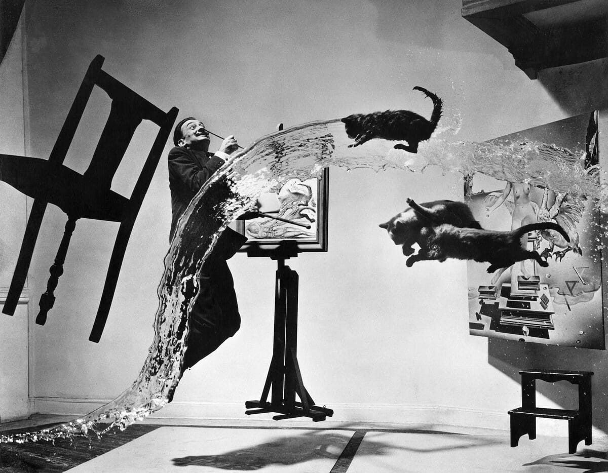 《ダリ・アトミクス》1948年 Photo by Philippe Halsman © The Philippe Halsman Archive