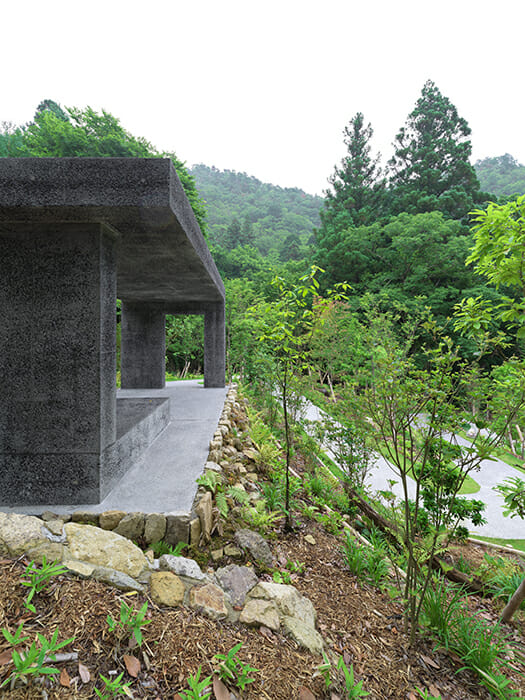 猪名川霊園樹木葬墓所　森の墓園「みまもりの丘」 (6)