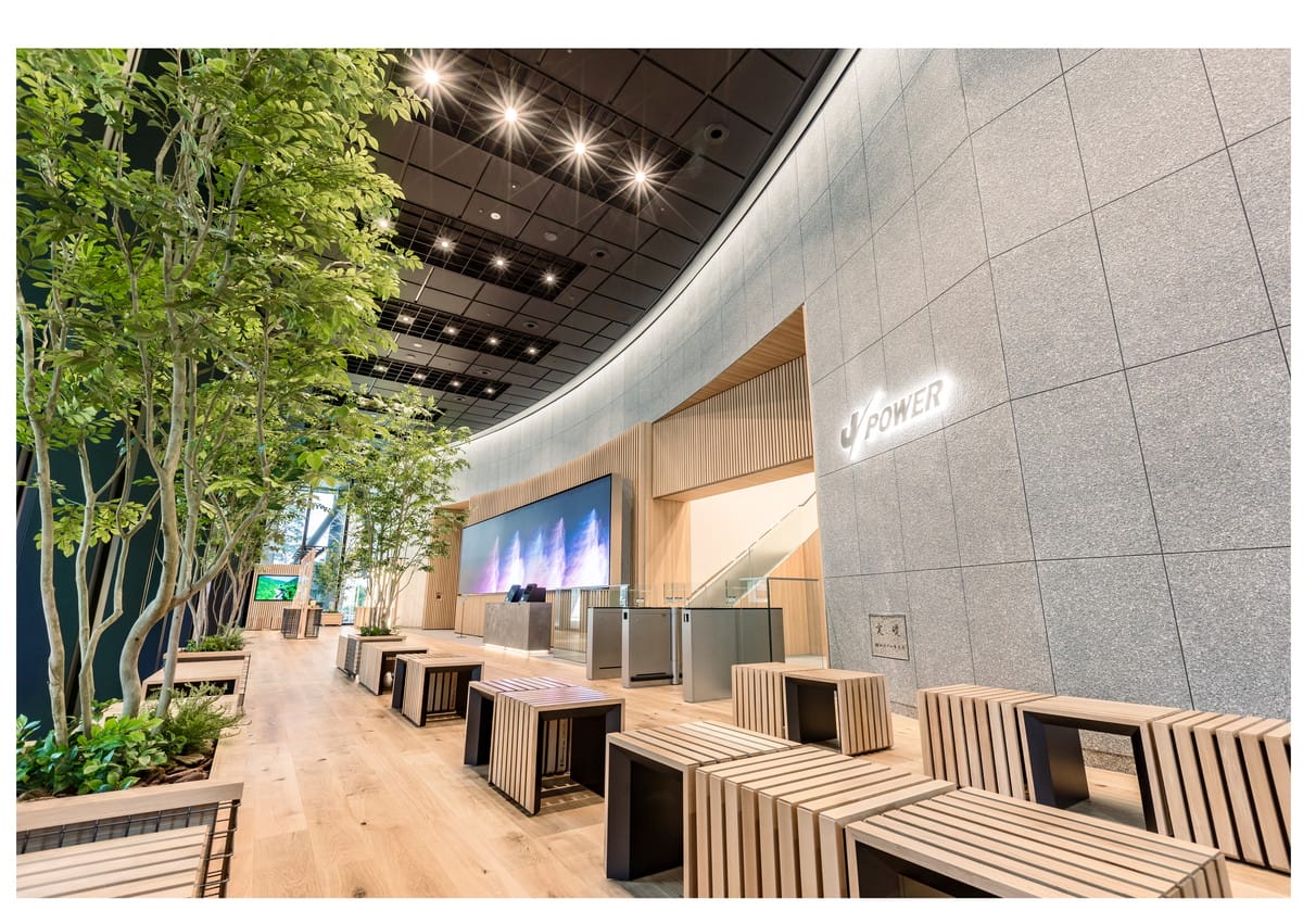 リニューアルしたJ-POWER 電源開発株式会社 本店ロビ