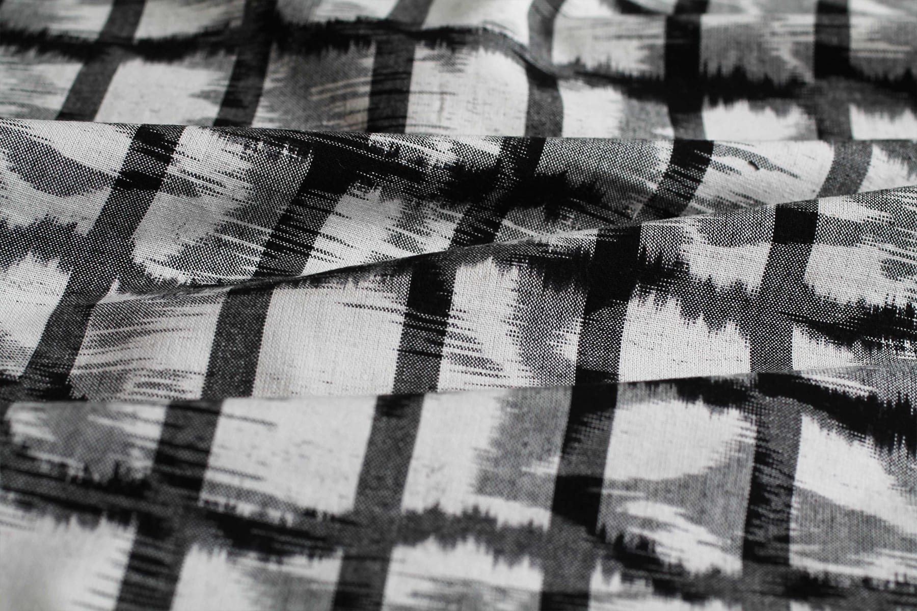 Optical illusion Ikat (15)