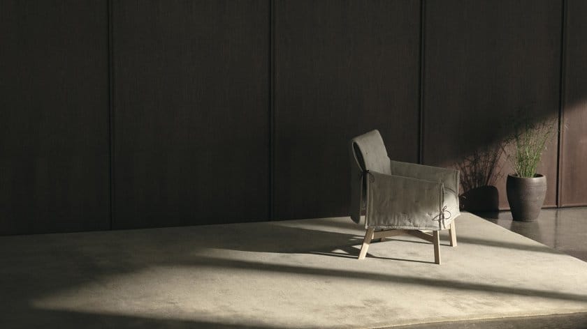 イヨベ工芸社がデザイナーと協業、オーダーメイド家具ブランド「IYB.」を発表