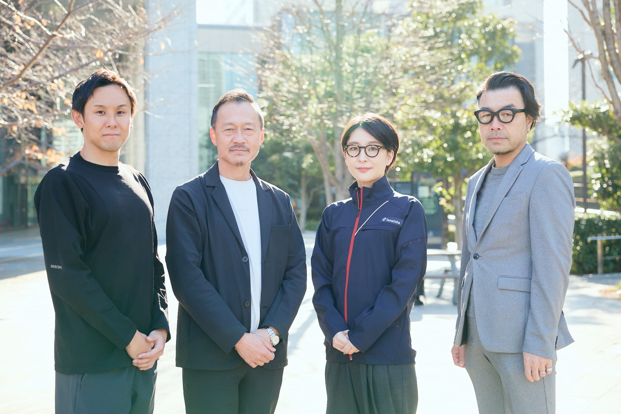 現場の声から生まれたワークウェア。丹青社とデサントがつくる“働きやすさ”と“働きがい”のかたち（1）