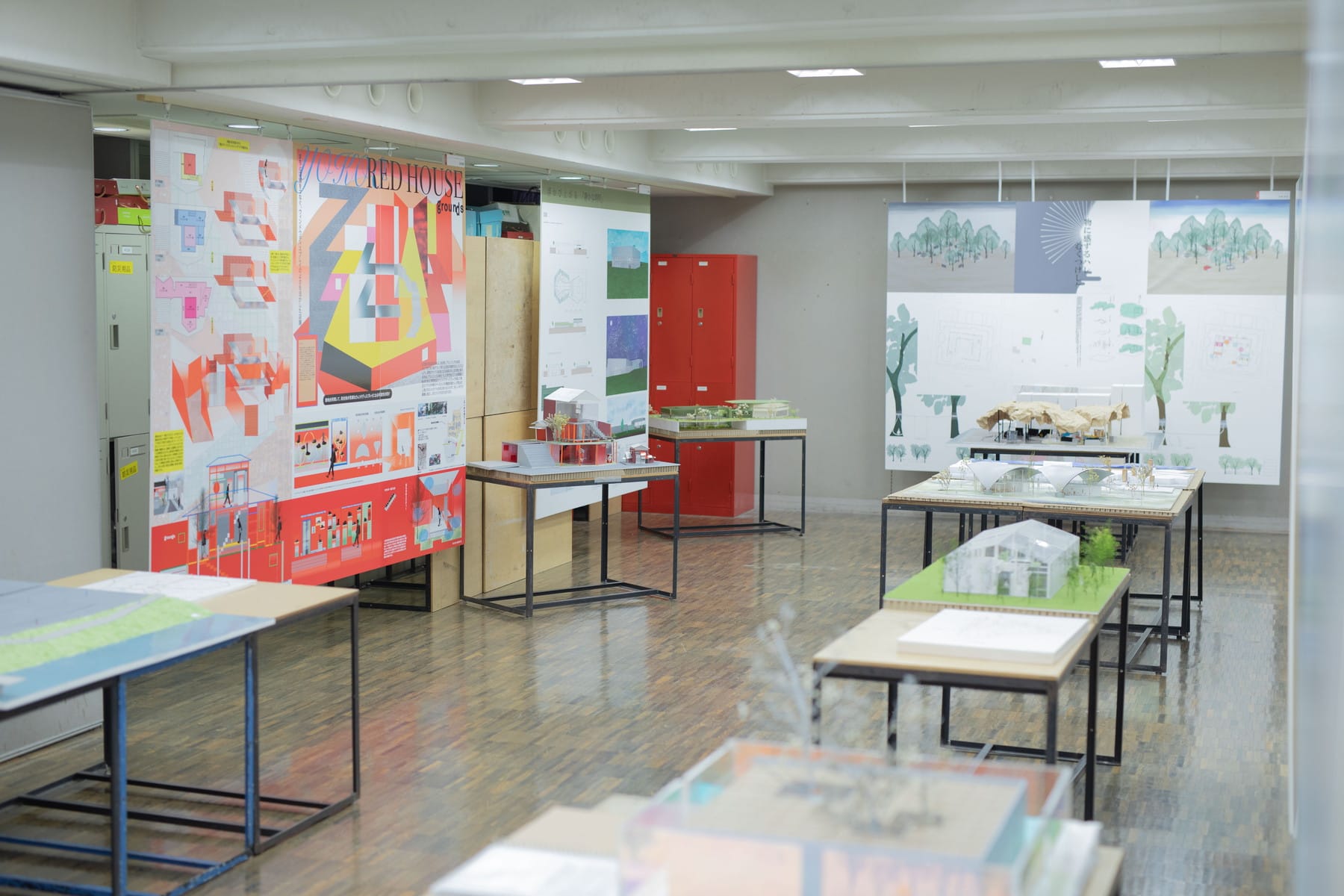 建築模型の展示風景