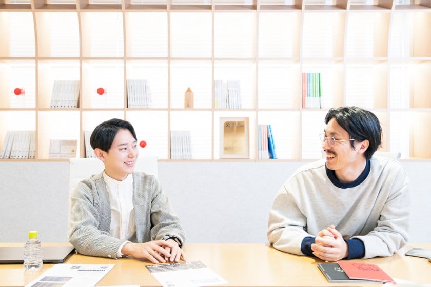 文字のつくり手と使い手、タイプデザイナー土井遼太×グラフィックデザイナー佐々木俊が語るフォントの可能性（2）